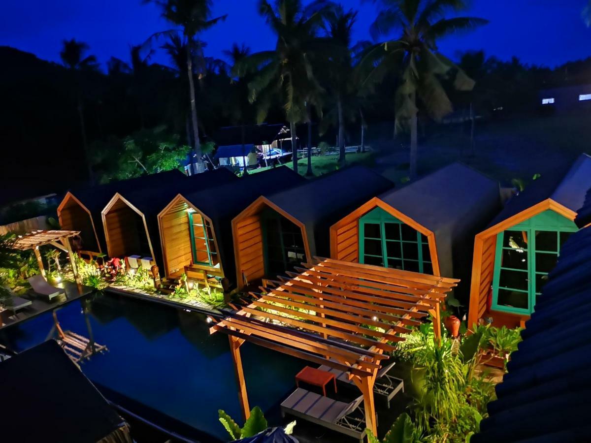 Absolute Villa Гили Траванган Экстерьер фото